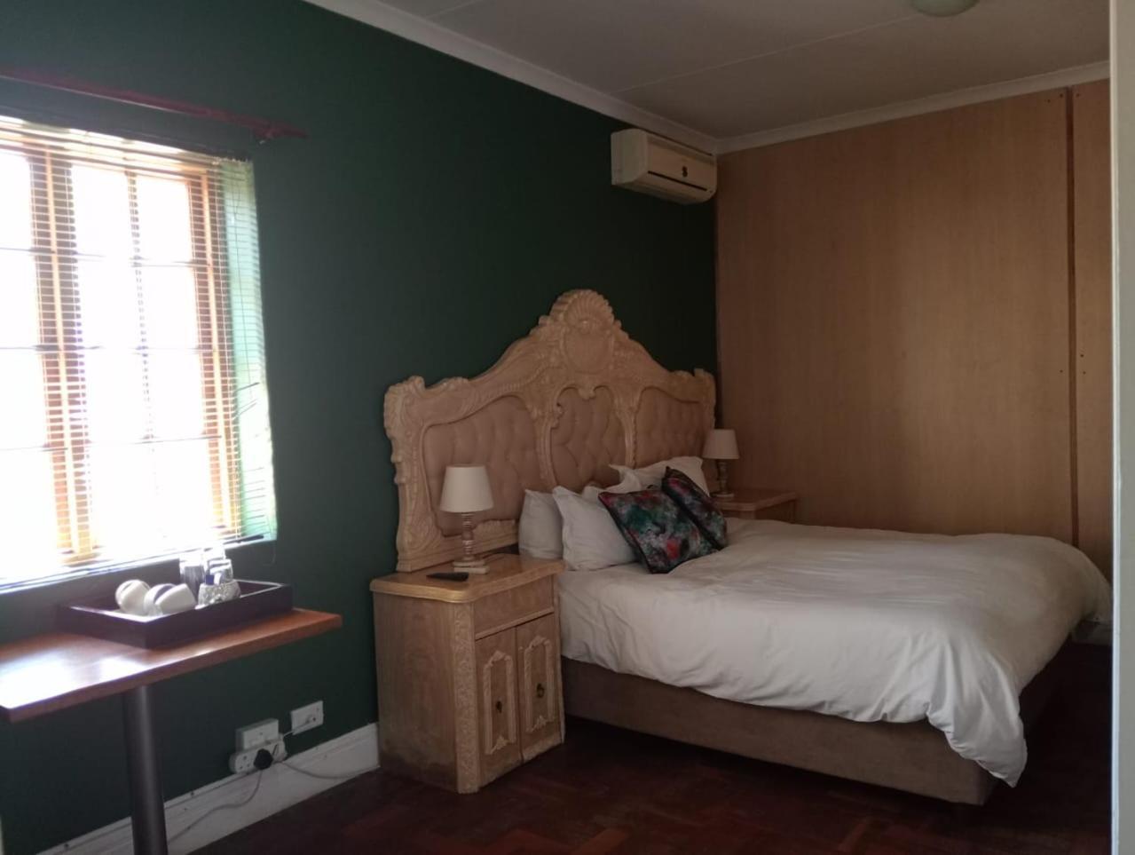 Villa De La Rosa Klerksdorp Extérieur photo